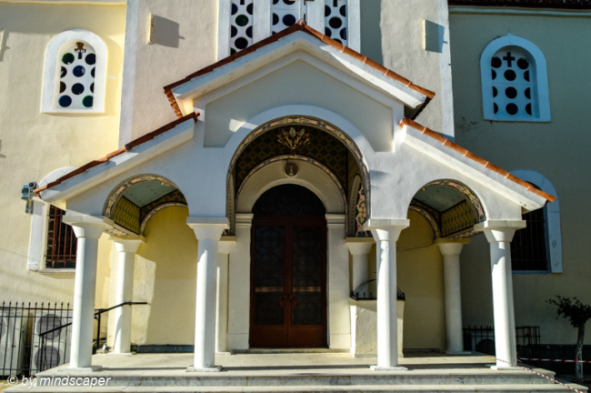 Entrance of Agios Vasilios - Vasilitsi